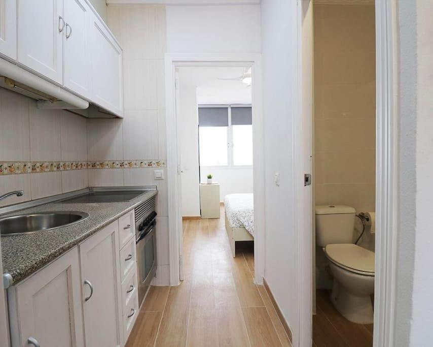 Brand New Apartment. 400 Meters Best Beach Торевьиа Экстерьер фото